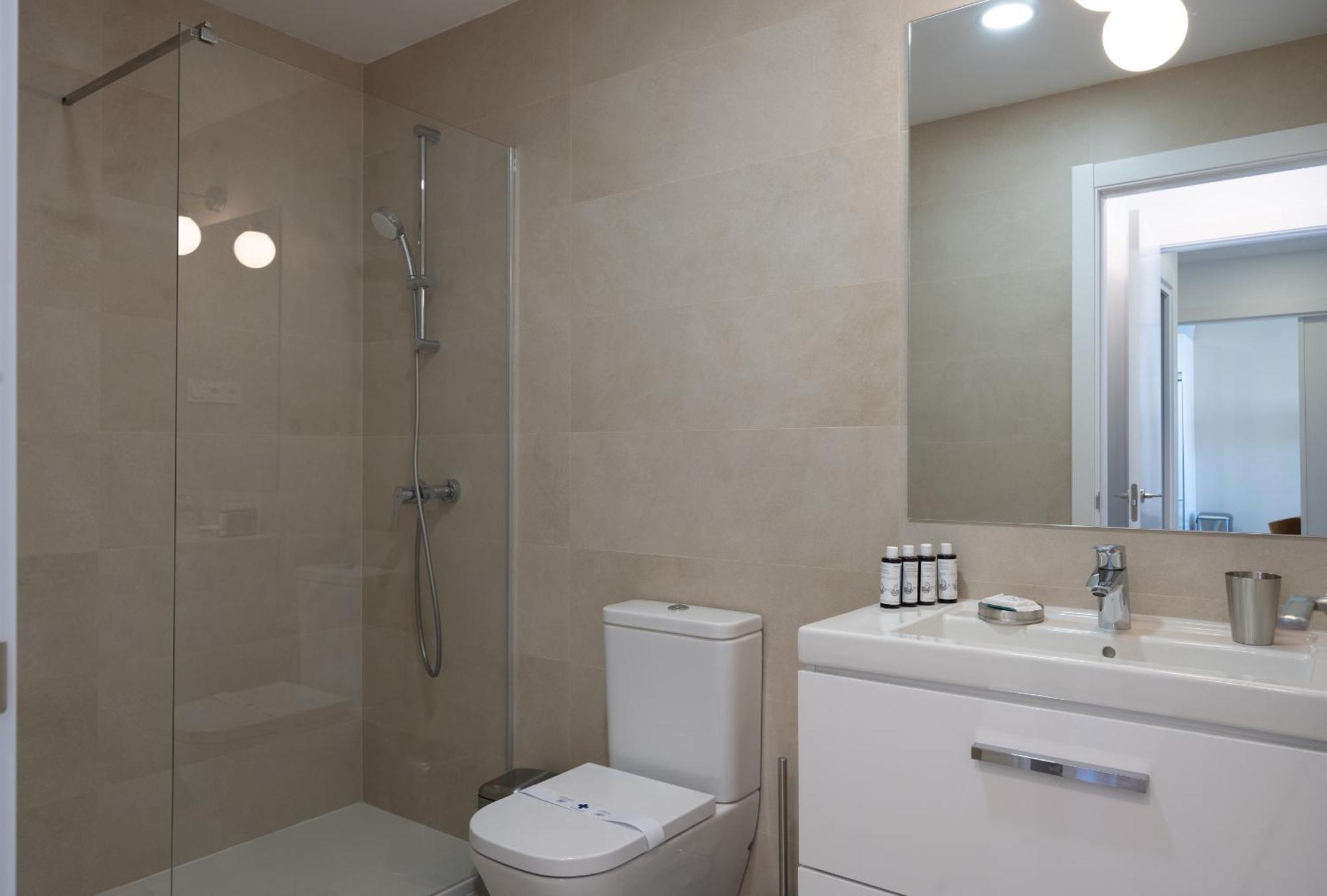 Appartamento Xpce Urban 3 Malaga Skyline - Parking Free Esterno foto
