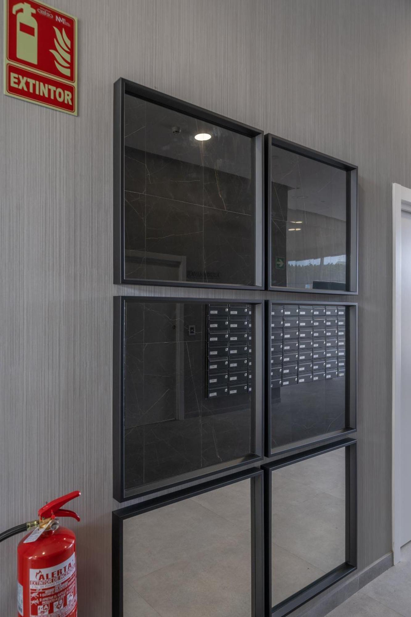 Appartamento Xpce Urban 3 Malaga Skyline - Parking Free Esterno foto